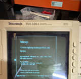 Tektronix TDS 520A Digitizing Oscilloscope - Image 1