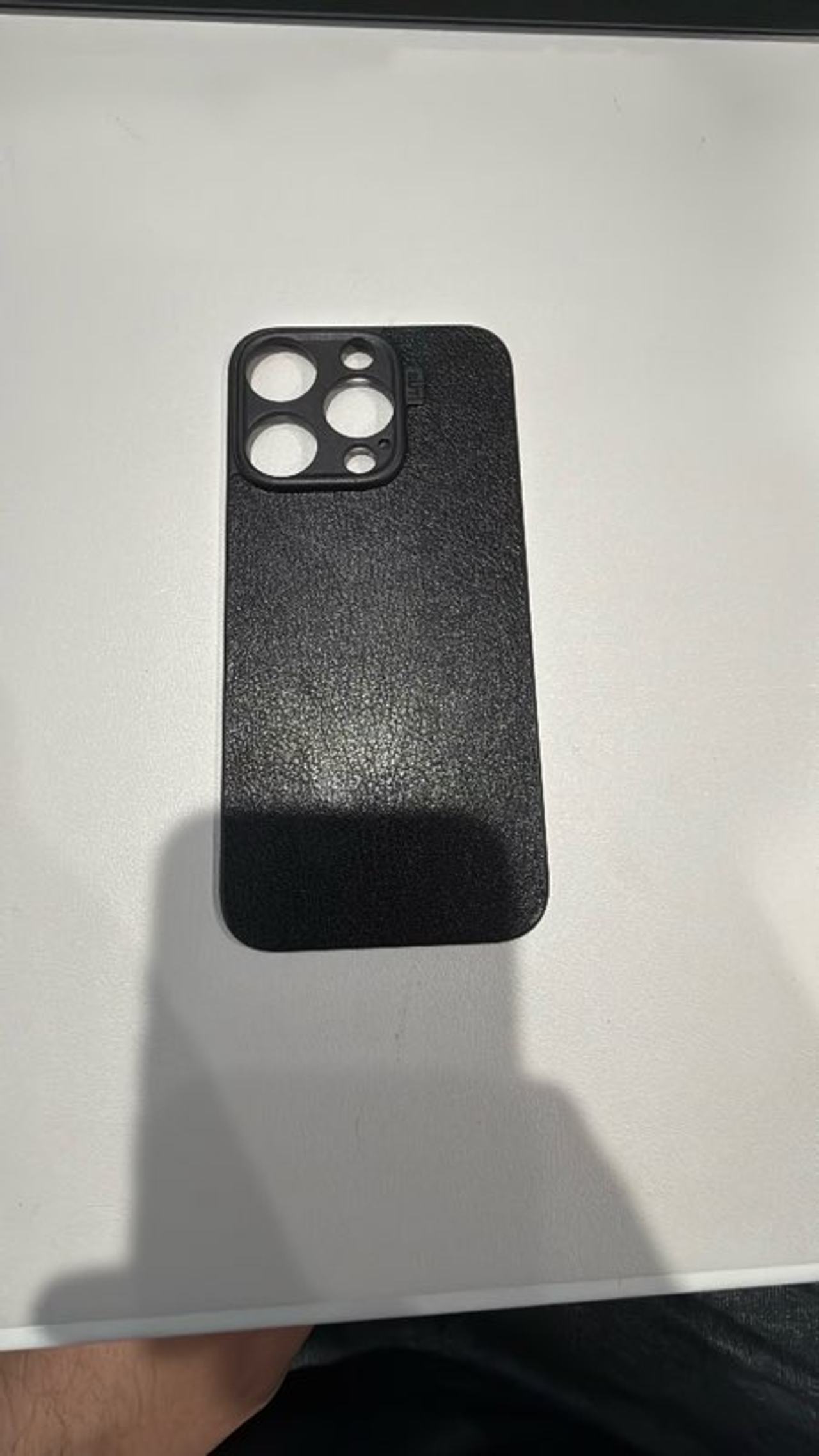 SUTI magsafe slim back panel case for iPhone 15 pro