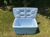Rubbermaid 60 Quart Wheeled Cooler - Image 2