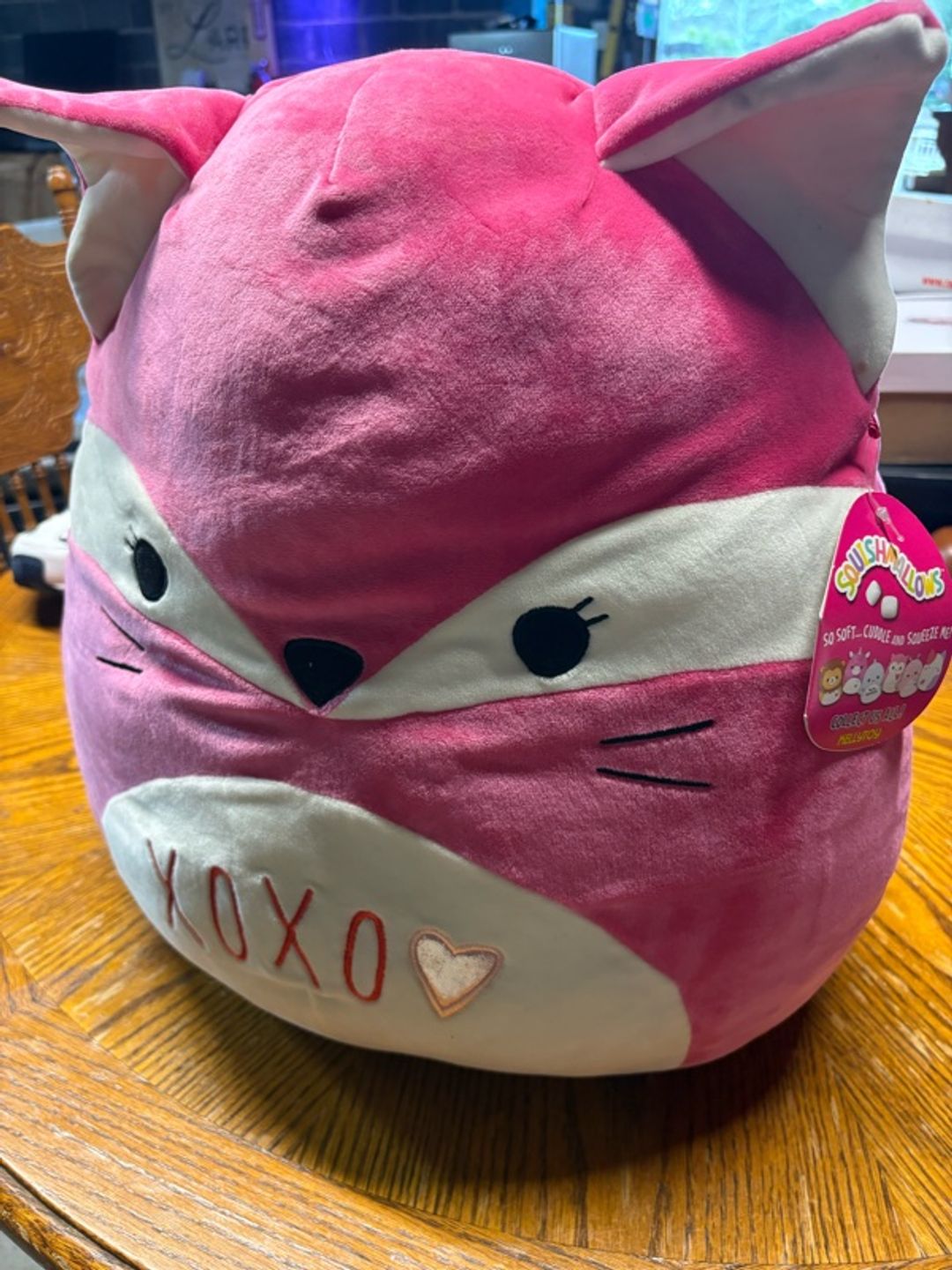 Kellytoy Squishmallow Fern the Fox Pink XOXO Heart 12-inch