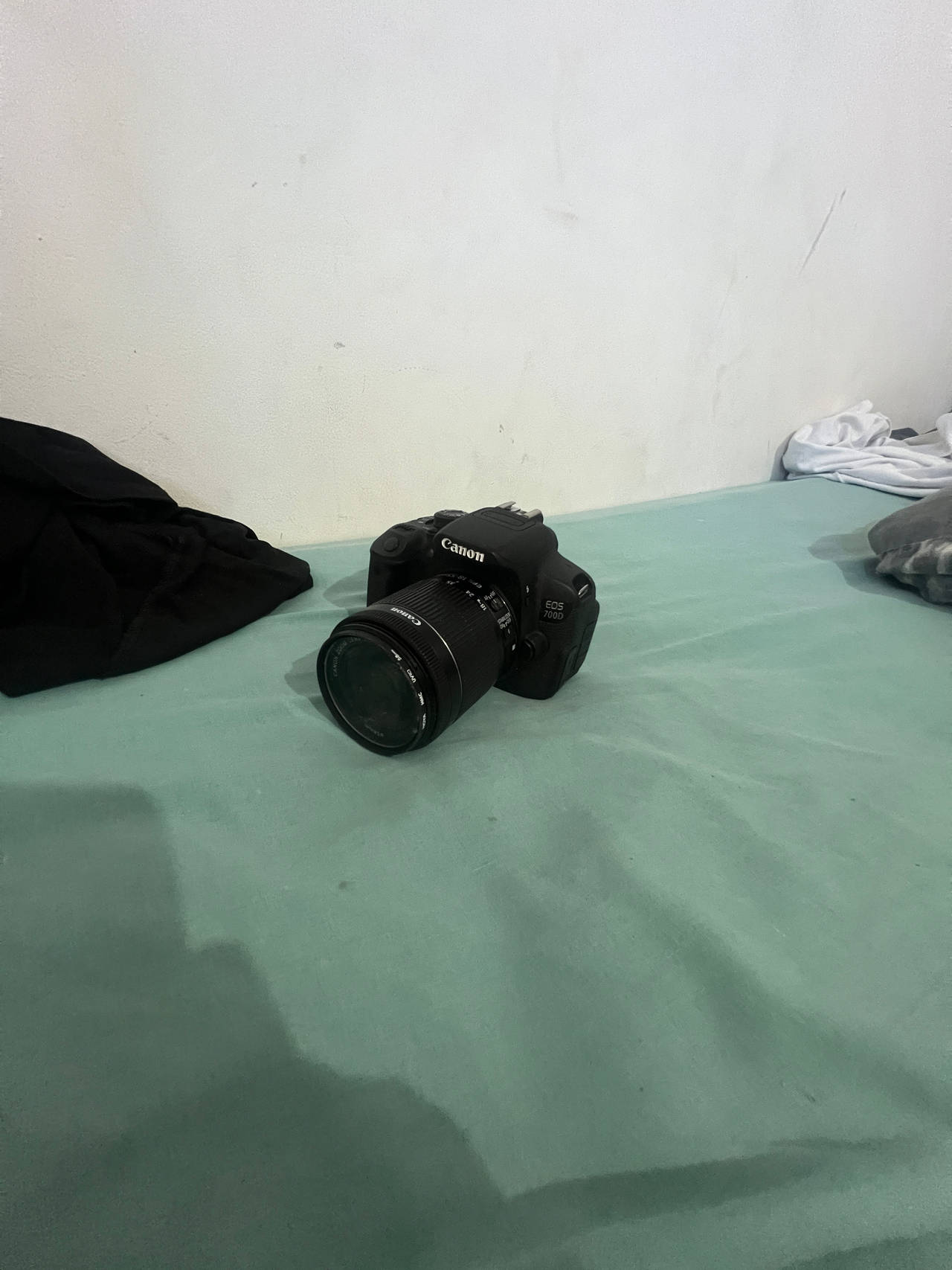 Canon EOS 1500D