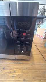 Galanz 1.2 Cu. Ft. 3-in-1 SpeedWave Microwave Oven - Image 3