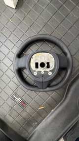 Tesla Model S Plaid Yoke Steering Wheel - Image 5