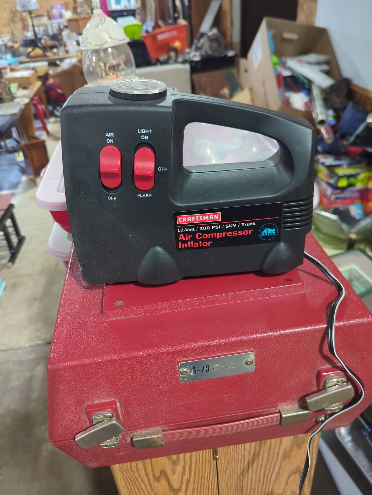 Craftsman 12-Volt 300 PSI Air Compressor Inflator