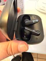 JBL Live Beam 3 True Wireless Noise Cancelling Earbuds - Image 3