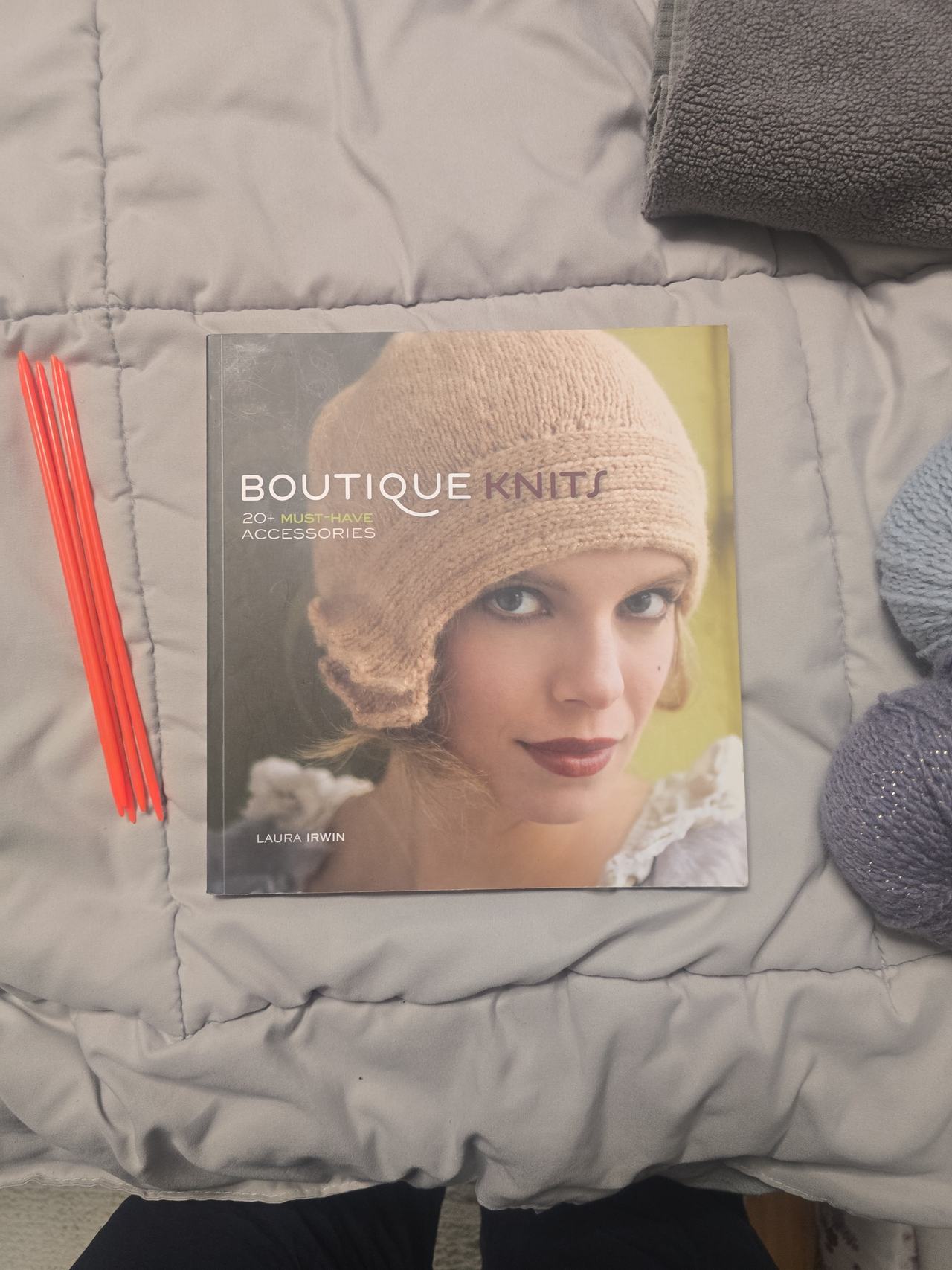 Boutique Knits by Laura Irwin