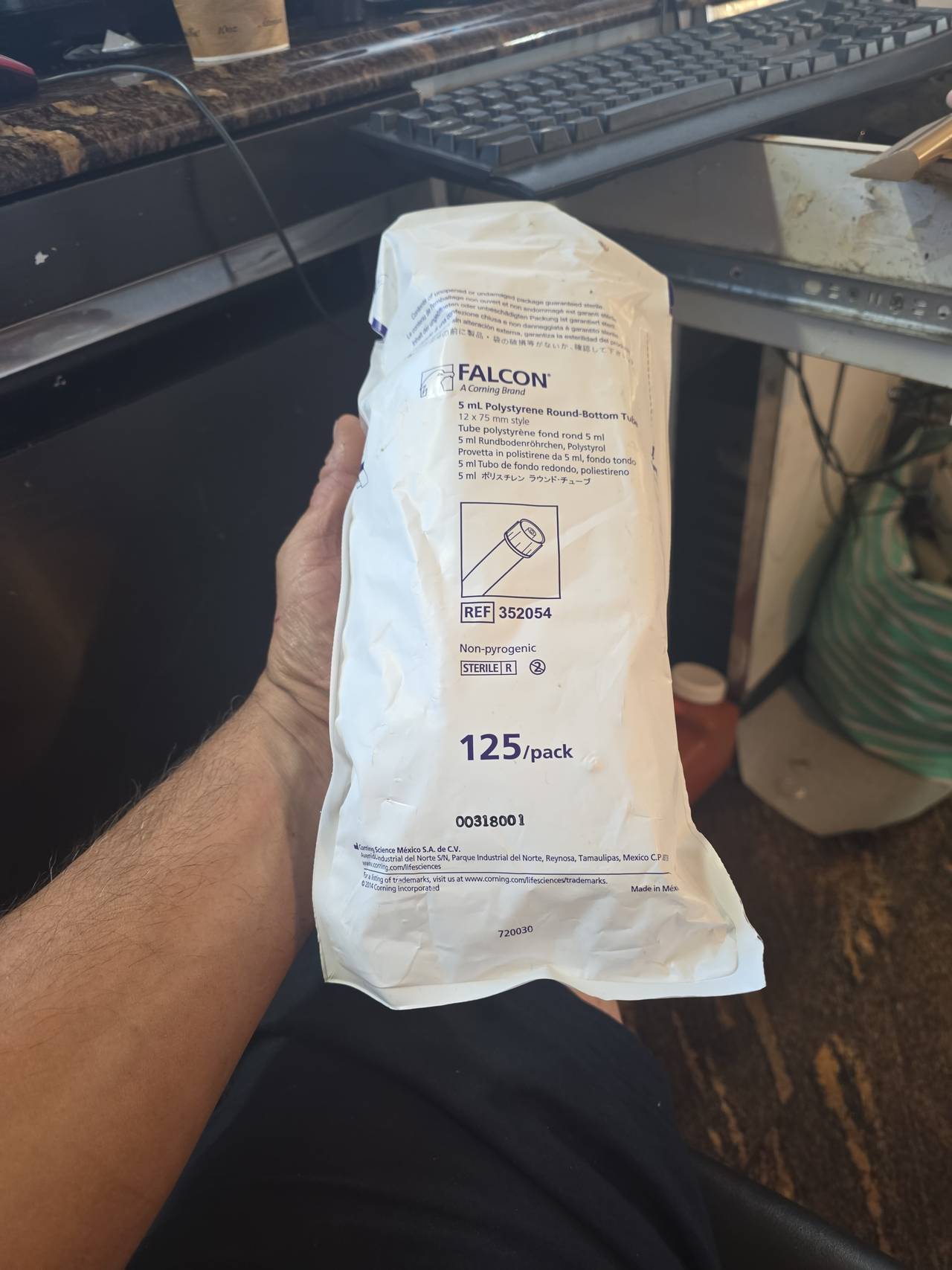 Falcon 5 mL Polystyrene Round-Bottom Tube, 12 x 75 mm style