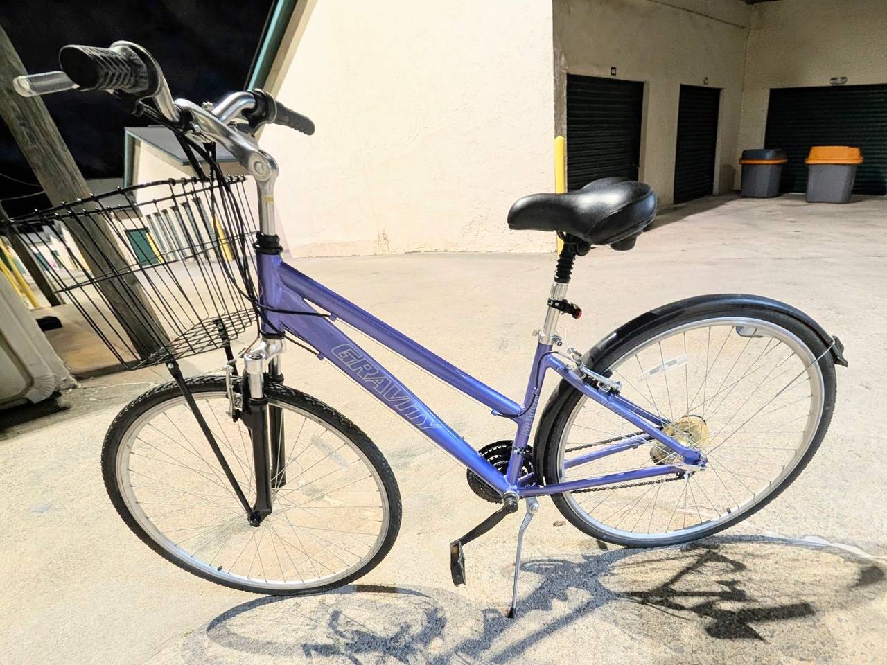 Gravity Dutch Hybrid Bike