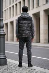 Ecko Unltd. Men's Camo Puffer Vest sz Medium - Image 1