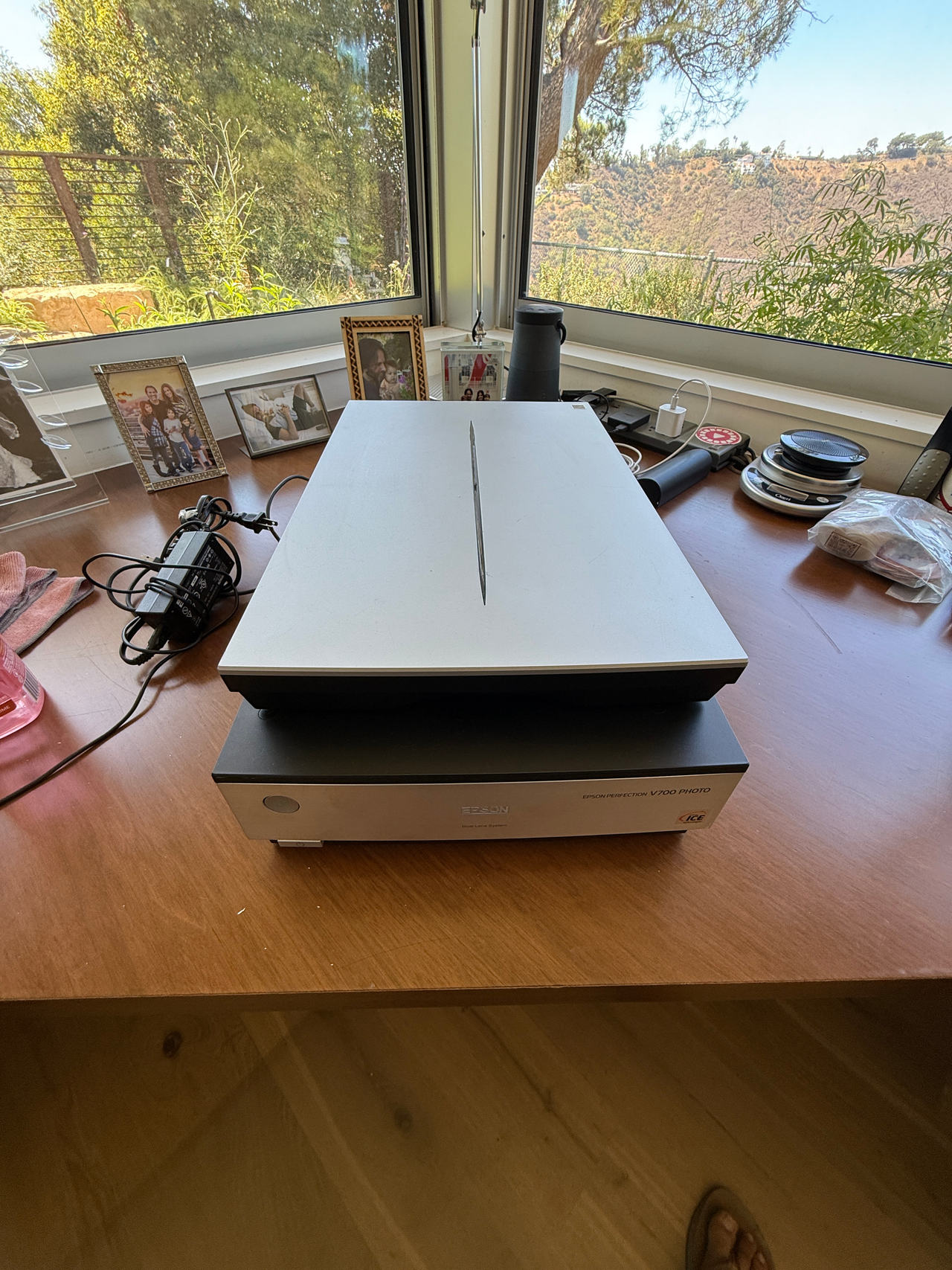 Epson Perfection V700 Photo Scanner