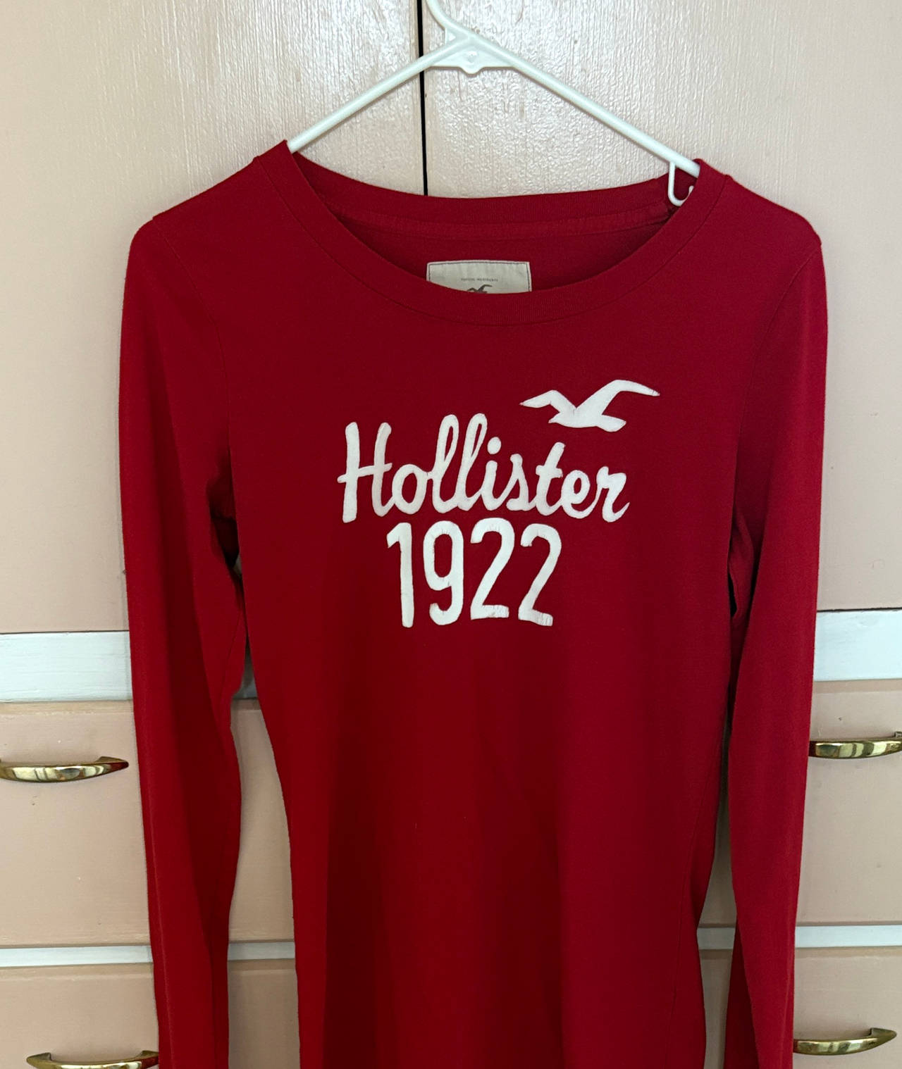 Hollister 1922 Graphic Long Sleeve T-Shirt
