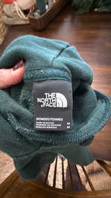 The North Face Box NSE Pullover Hoodie Pine Needle: Medium - Image 3