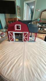 Schleich Large Red Barn with Animals and Accessories - Image 2