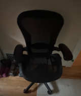 Herman Miller Aeron Chair - Image 1