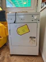 GE Spacemaker Electric Dryer - Image 2