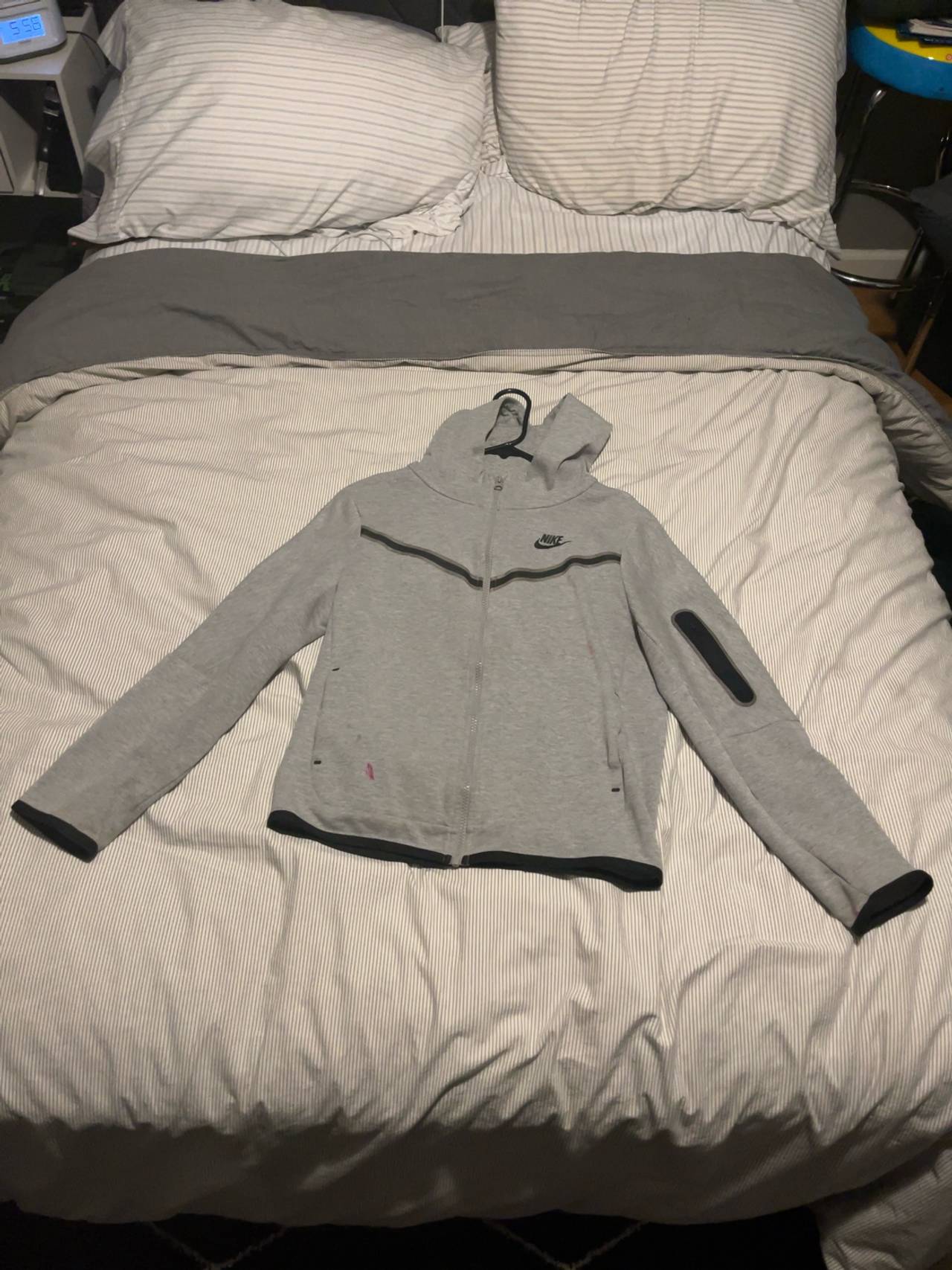 Nike Tech Fleece Hoodie Gray Medium