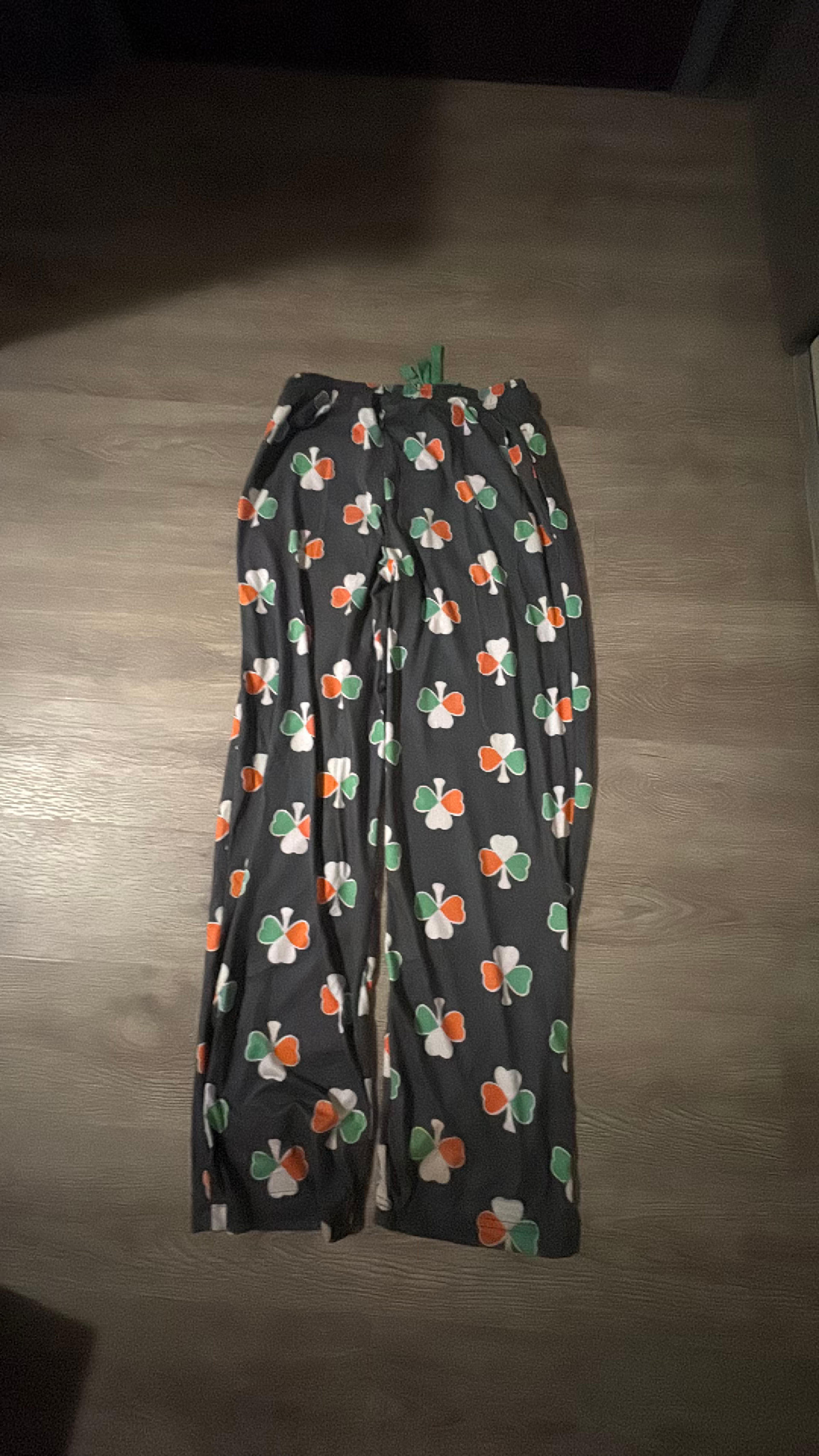 Shamrock Print Pajama Pants - Image 3