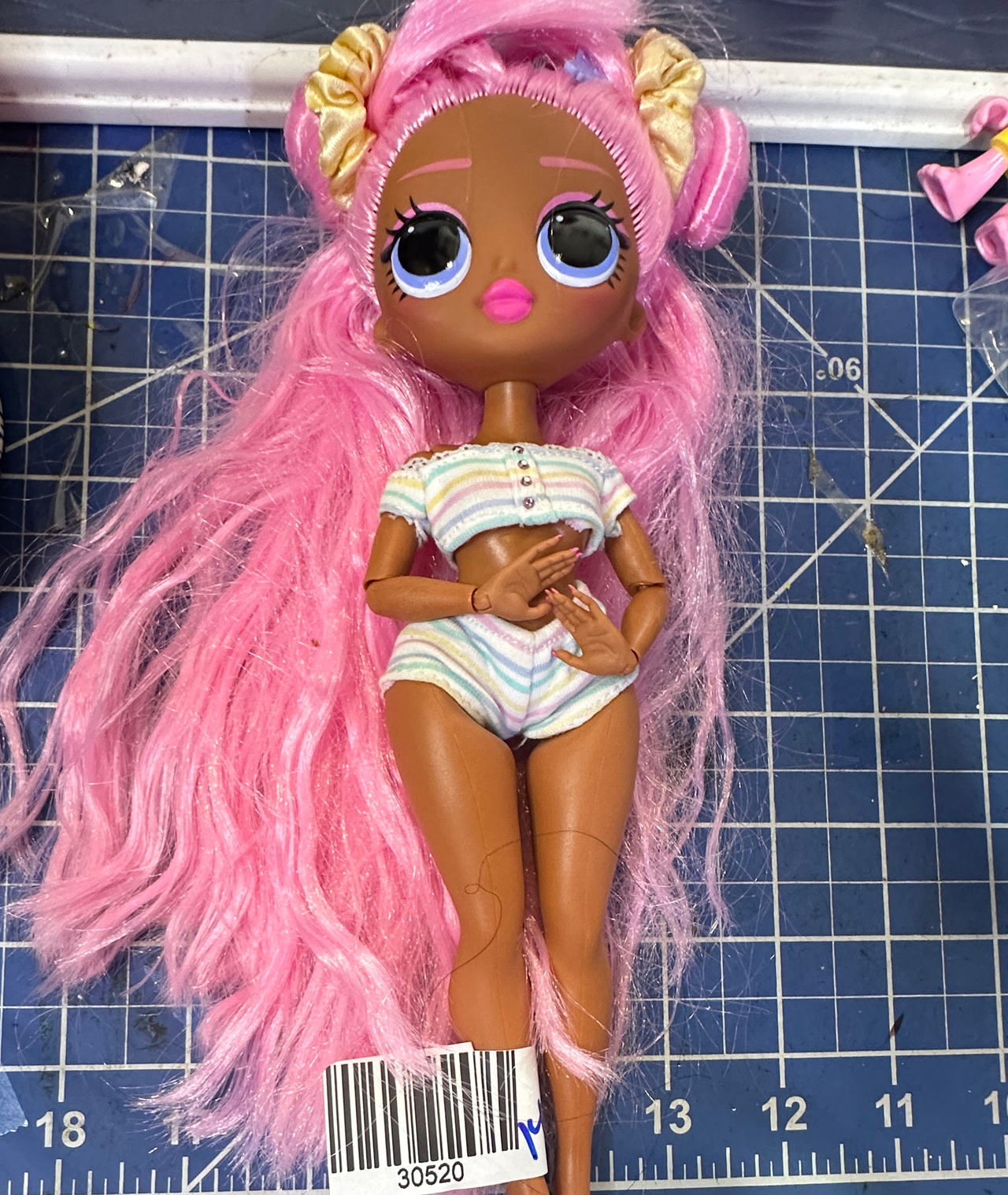 L.O.L. Surprise! O.M.G. Lights Dazzle Fashion Doll