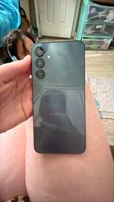 Samsung Galaxy A16 Series Smartphone - Image 3