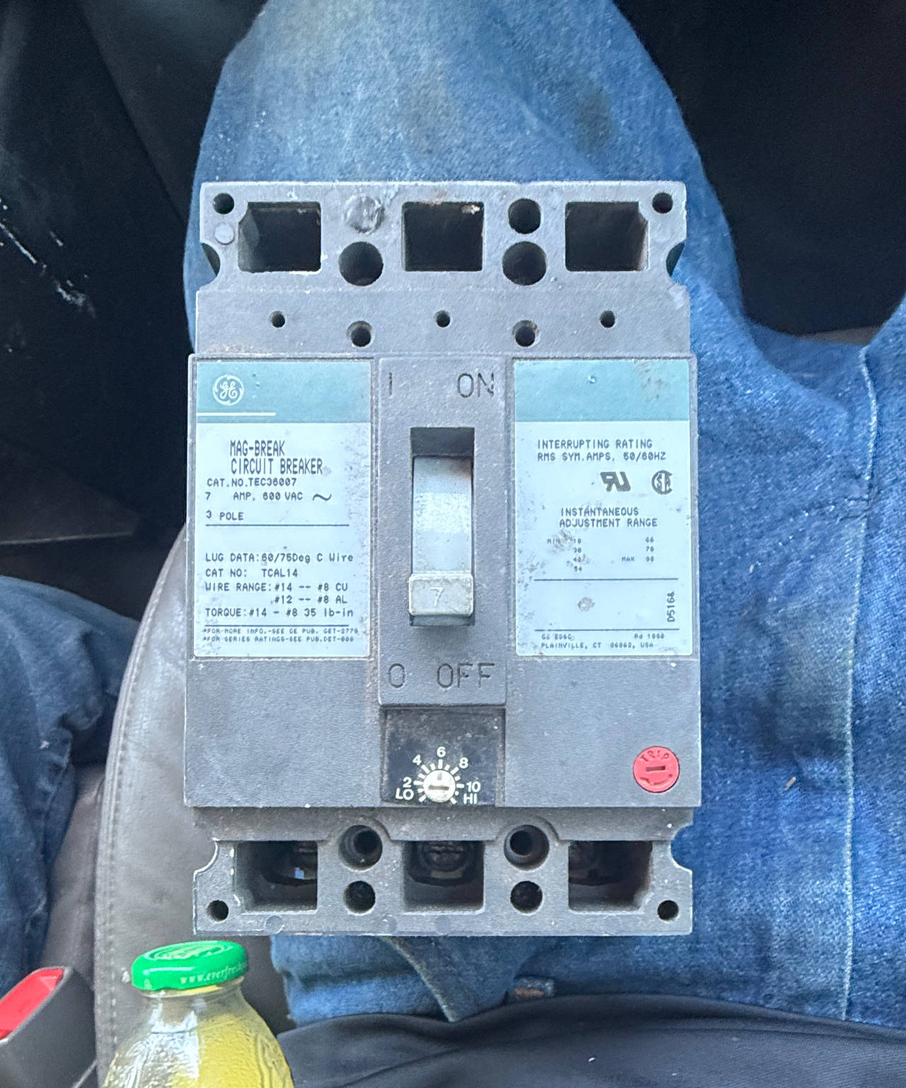 GE Mag-Break TEC36007 7 Amp 3-Pole Circuit Breaker