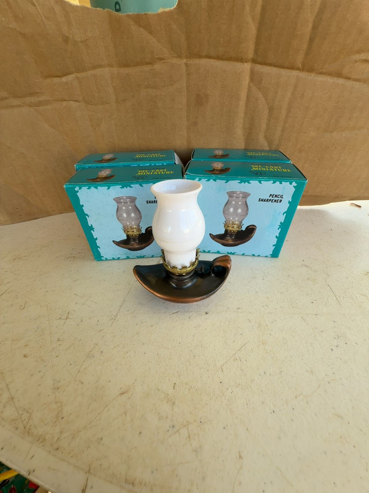 Set of 4 Vintage Porcelain Walking Oil Lamp
