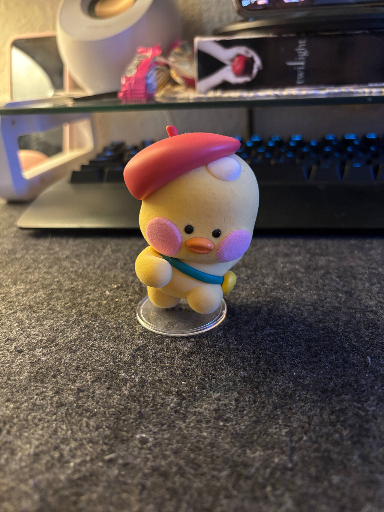 FANFAN CHUU CHICK MINI FIGURE