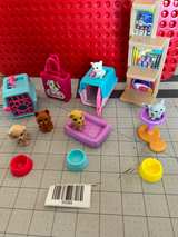 Barbie Pet Boutique Playset with Pets and Accessories 30065 - Image 2