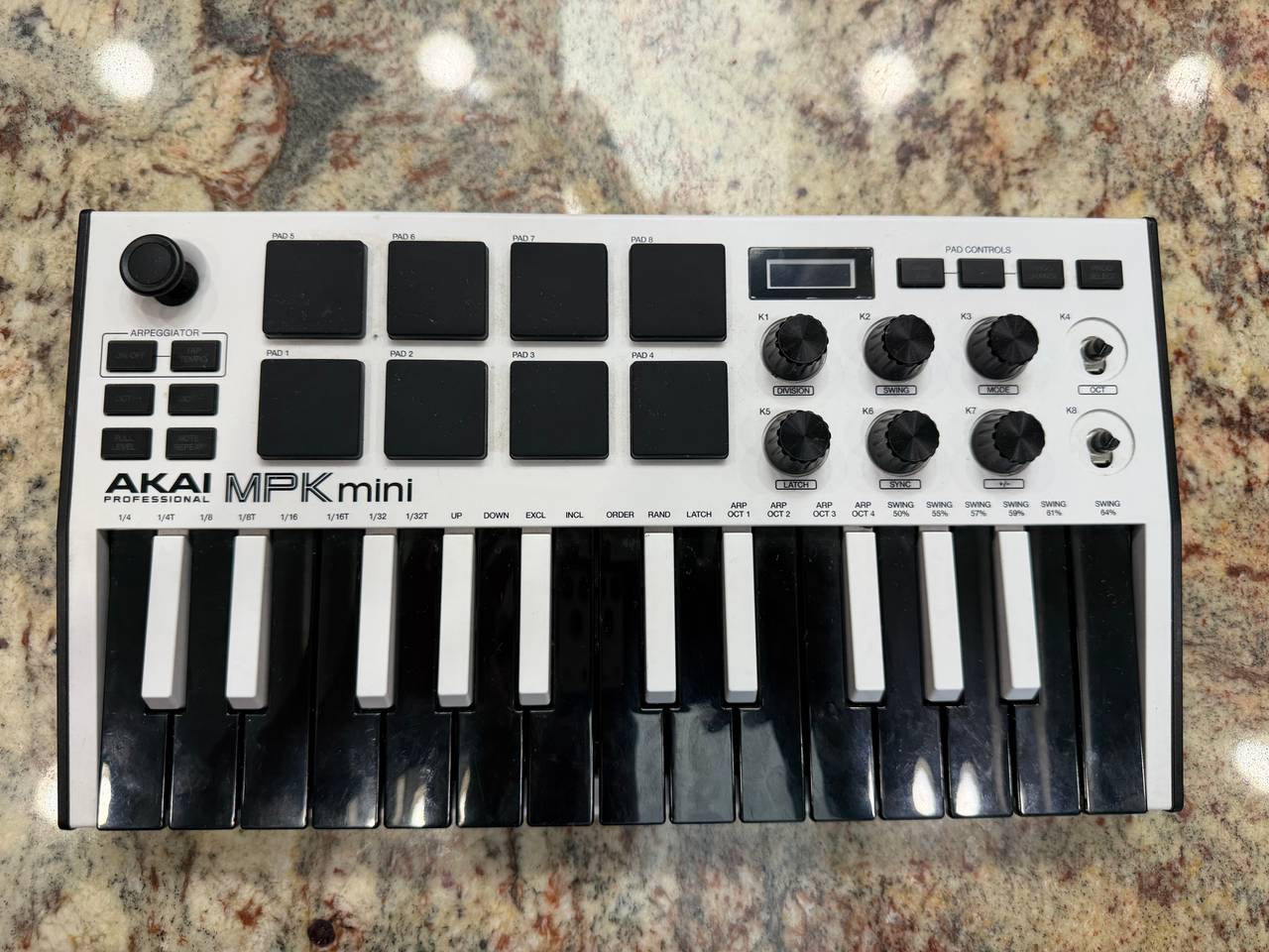 UNTESTED Akai Professional MPK Mini MK3 Laptop Production Keyboard MISSING