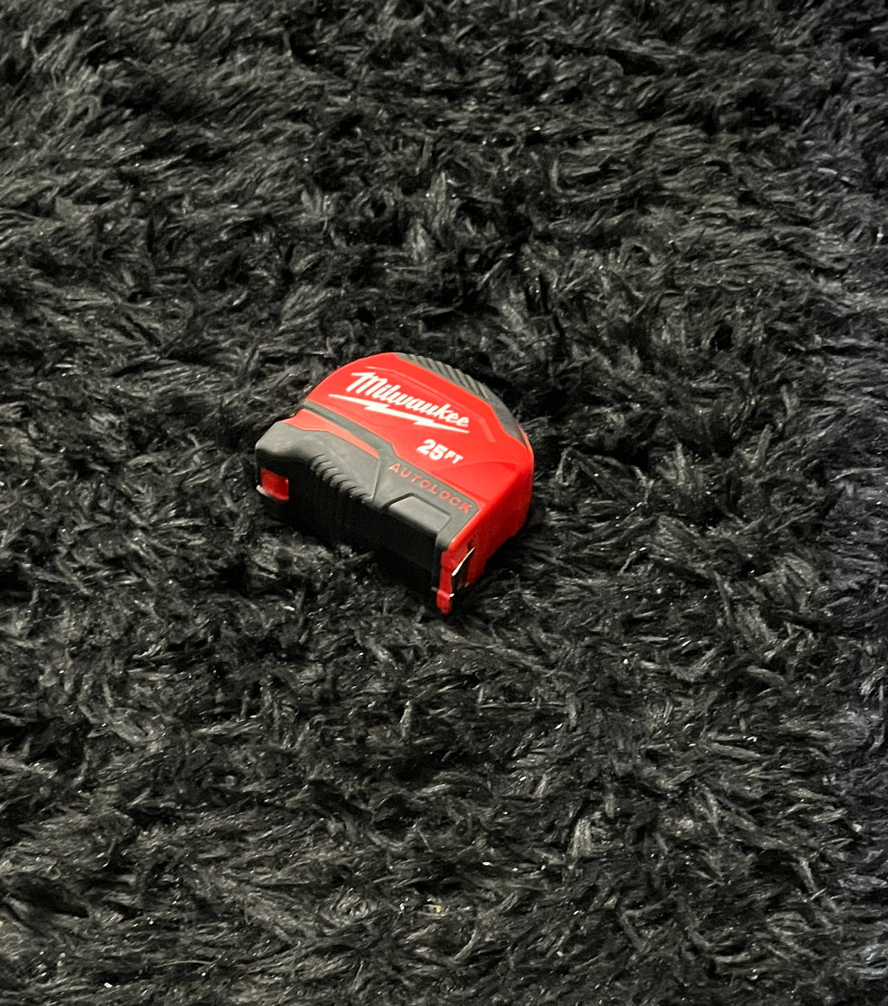 Milwaukee 25ft Compact Auto-Lock Tape Measure