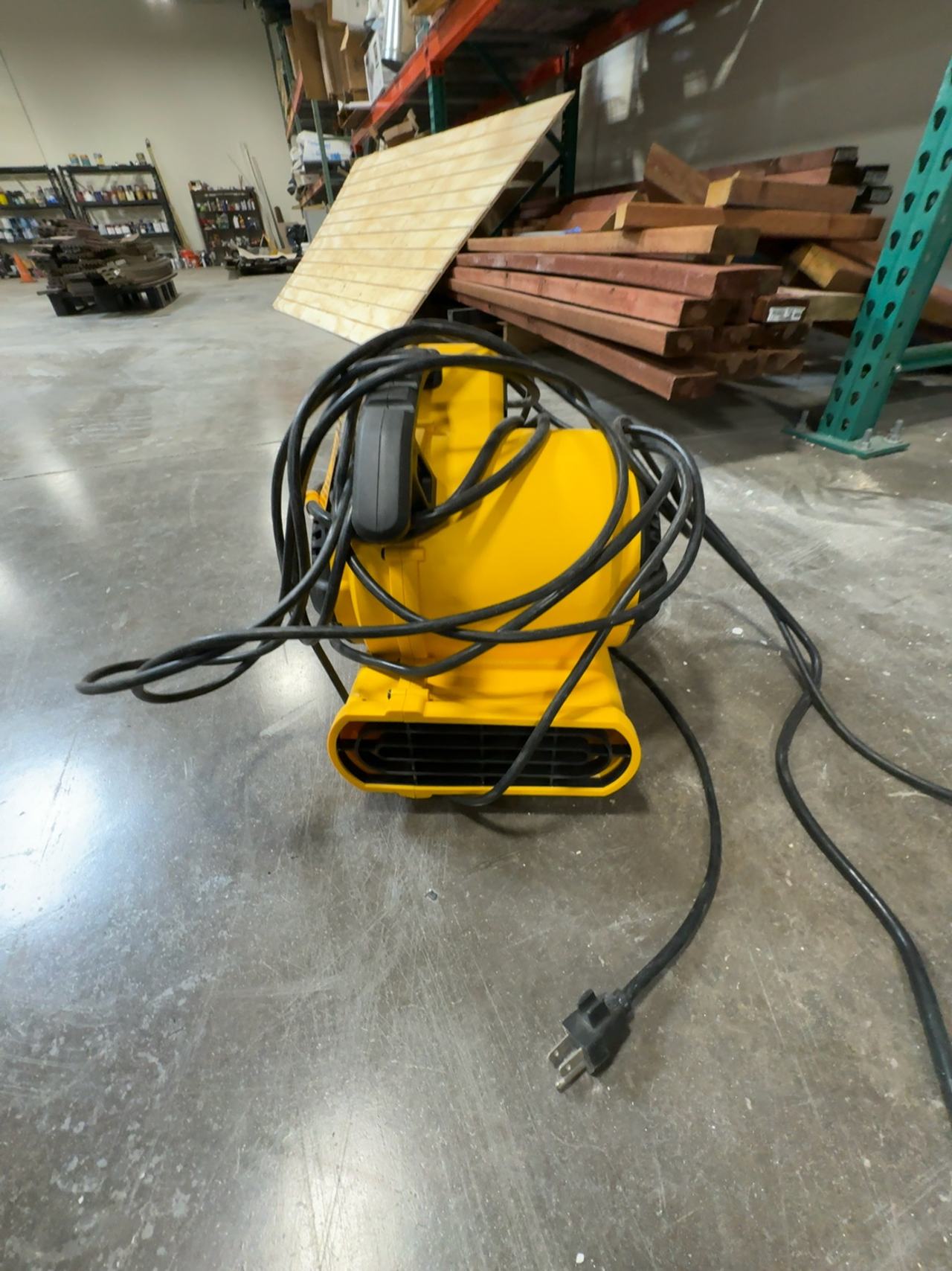 DEWALT DXAM2818 3/4 HP Air Mover Blower Fan