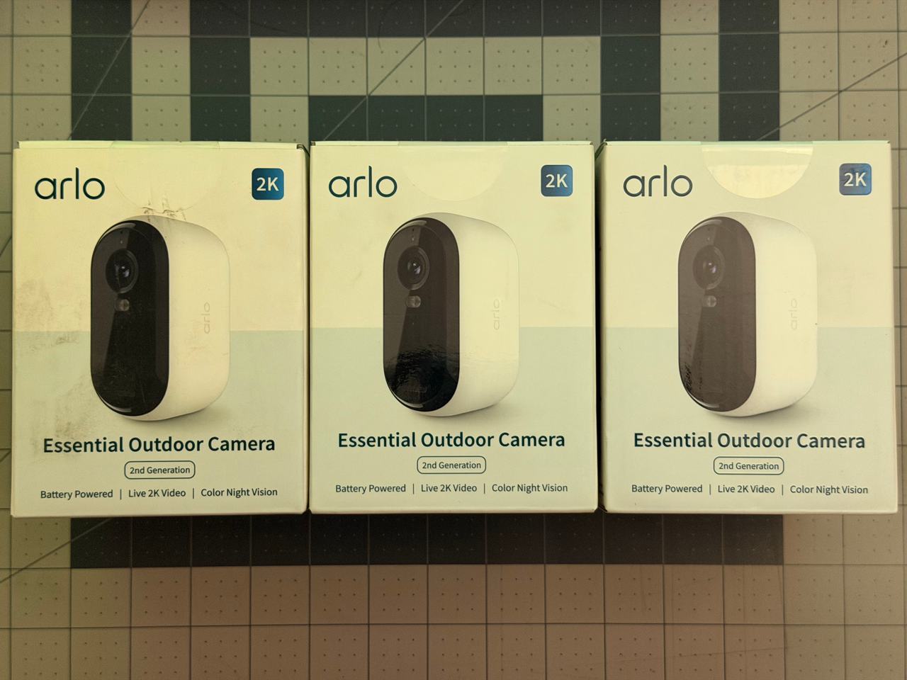 3 Arlo Essential Outdoor Cameras (2nd Generation) 2K