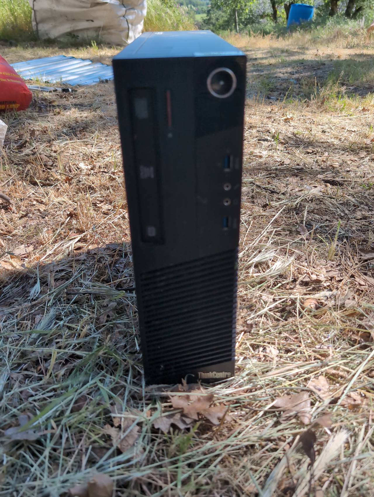 Lenovo ThinkCentre M93p Tiny Desktop