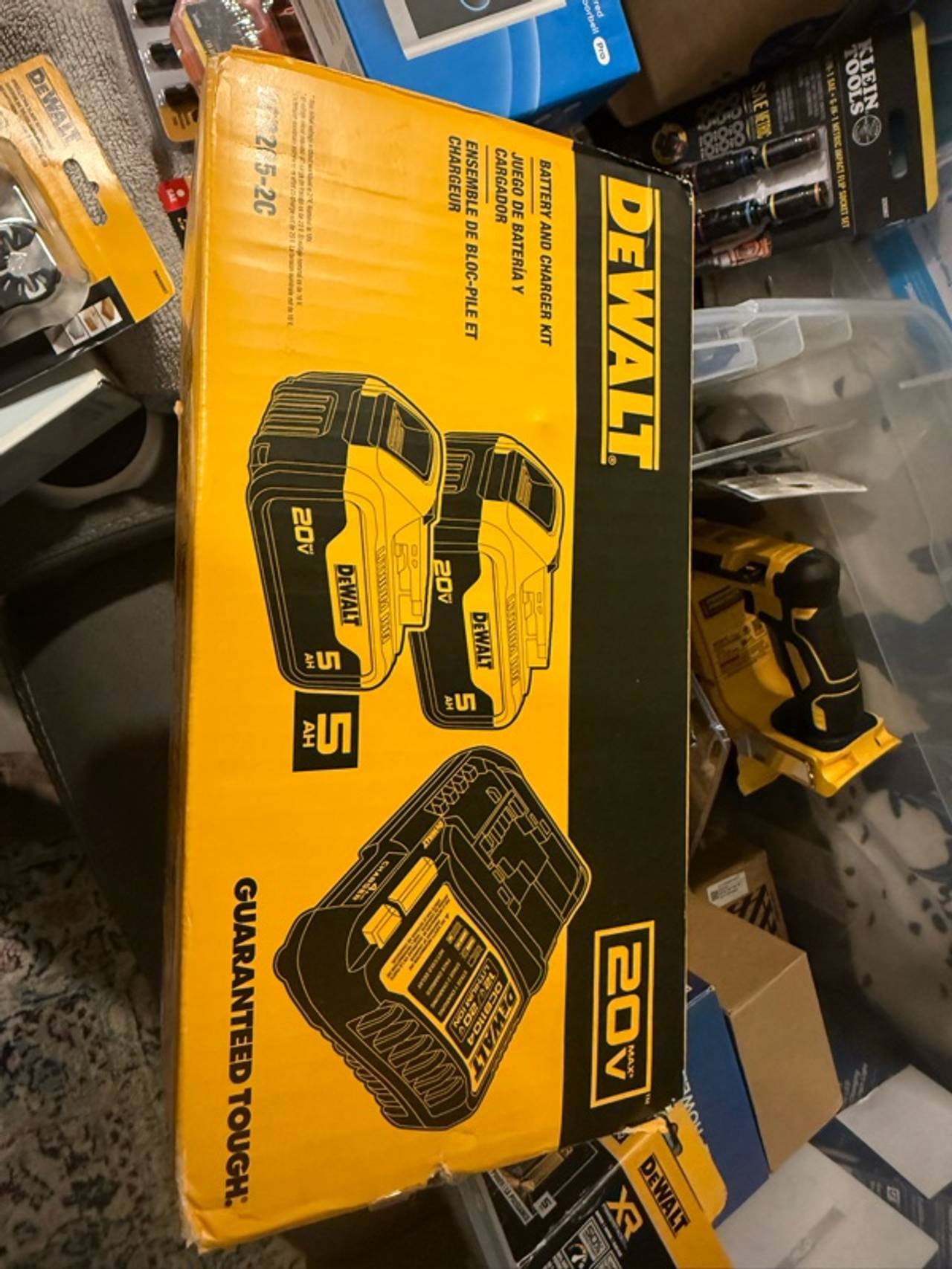 DEWALT 20V MAX DCB205-2C 2‑Battery Kit with Charger