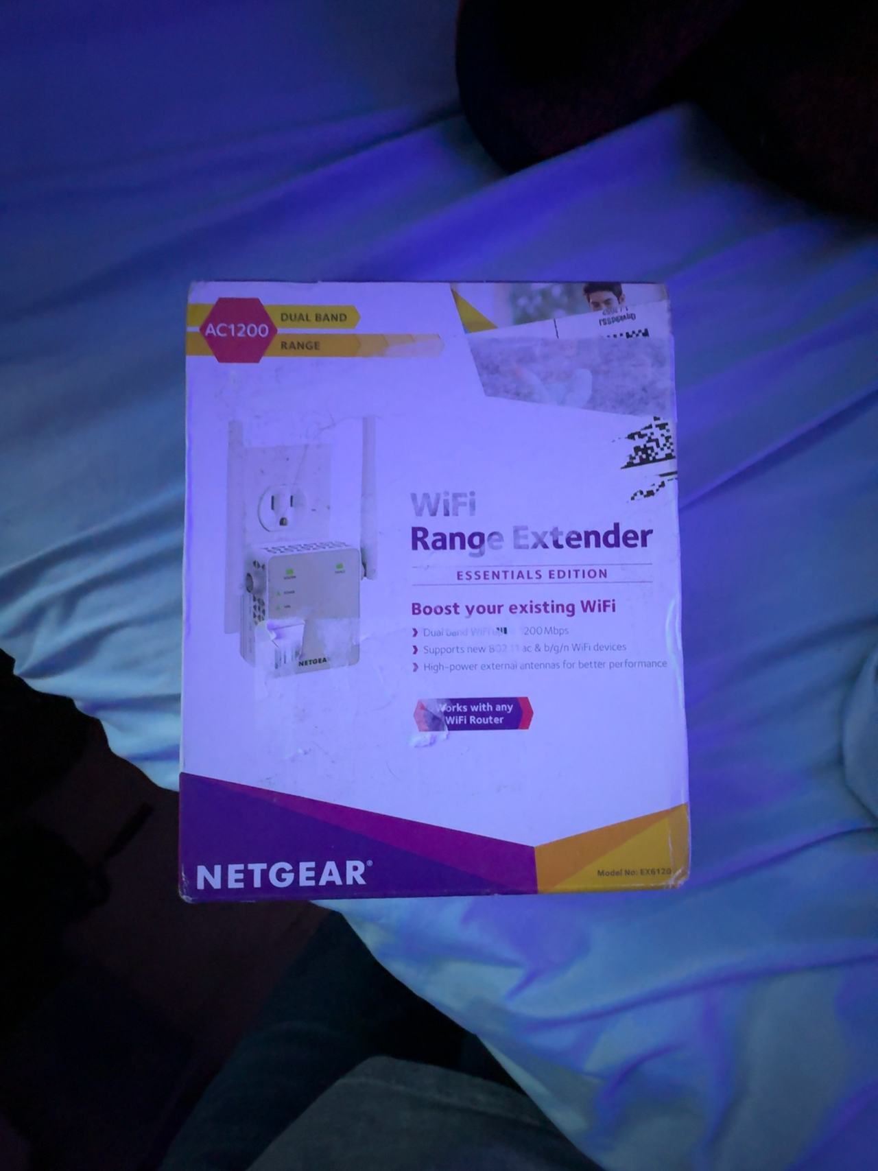 Netgear Wi-Fi Range Extender EX6120 AC1200