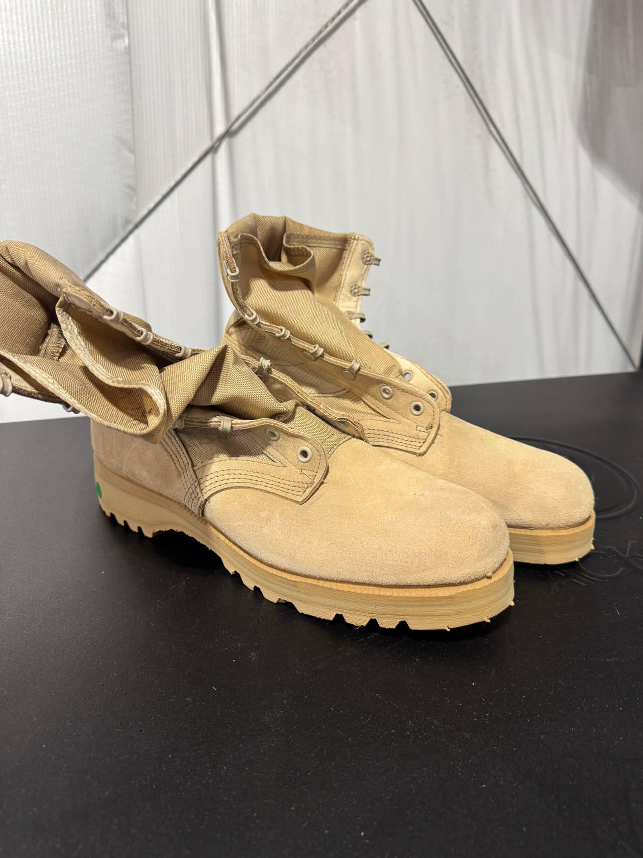 NEW Wellco Desert Tan Combat Boots