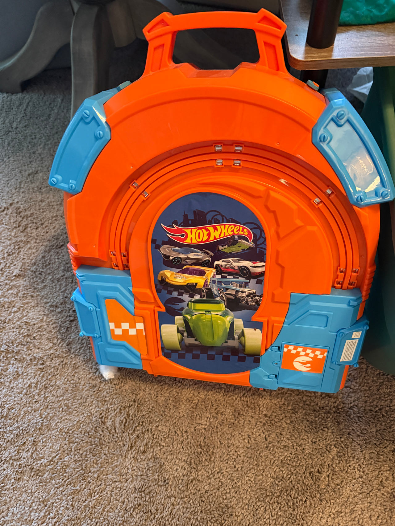 Hot Wheels Roll Out Raceway Track Set