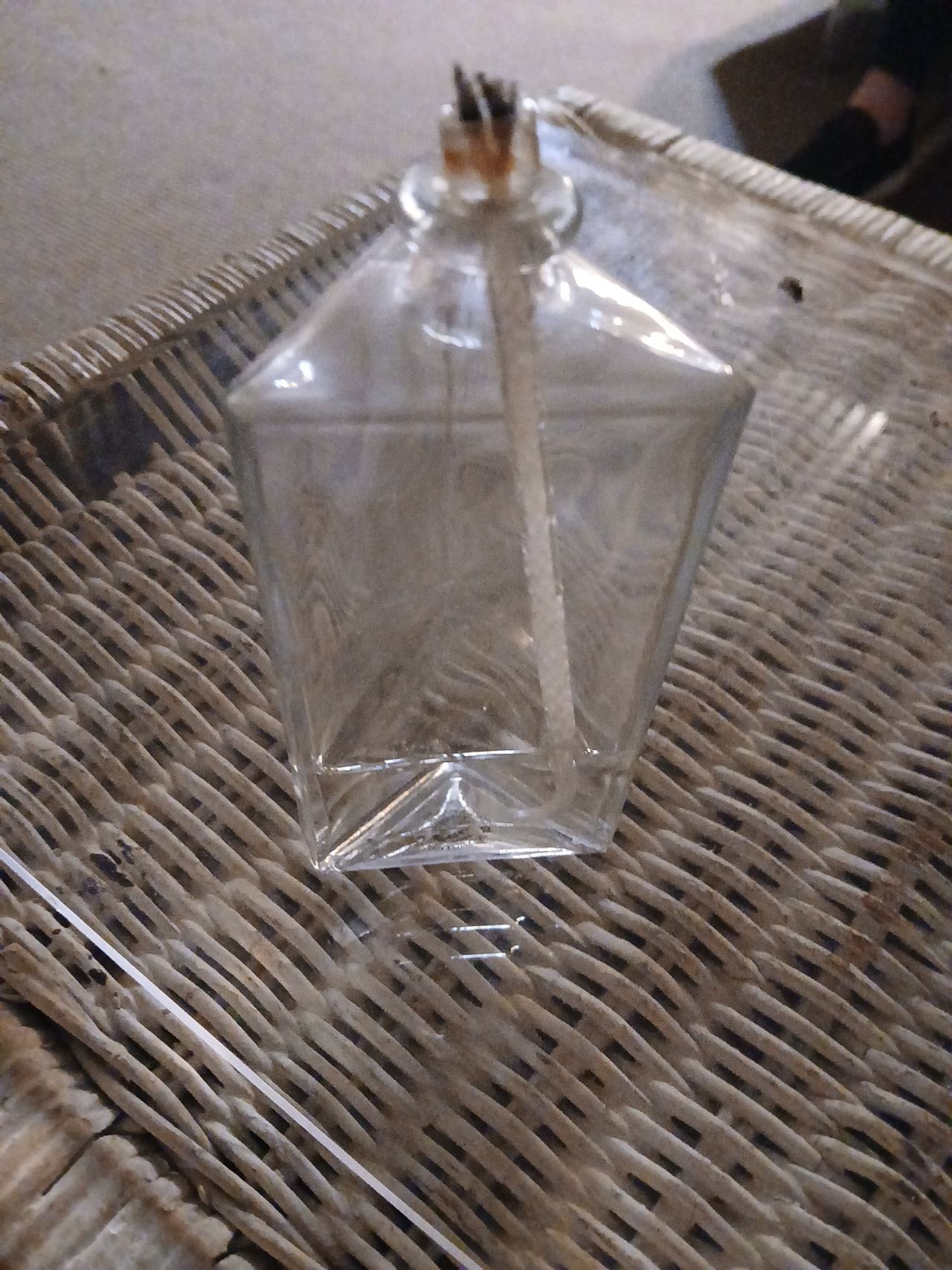 Wolfard Glass Oil Lamp