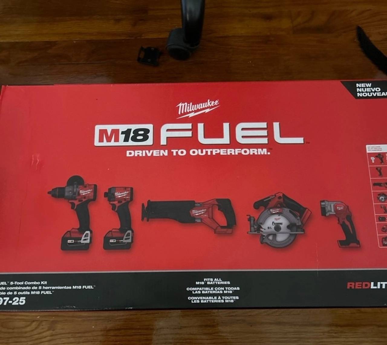 Milwaukee M18 FUEL 18V Lithium-Ion Brushless Cordless Combo Kit (5-Tool)