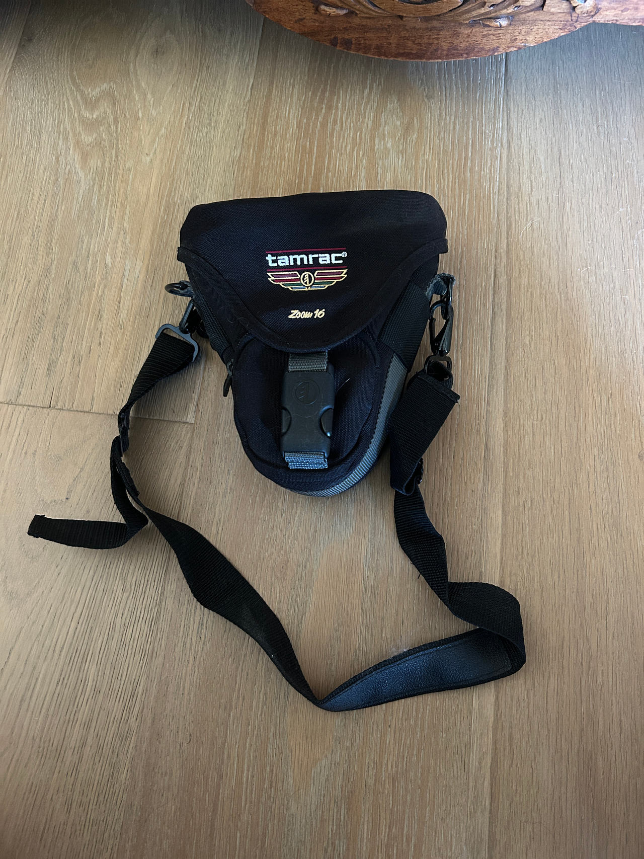 Tamrac Zoom 16