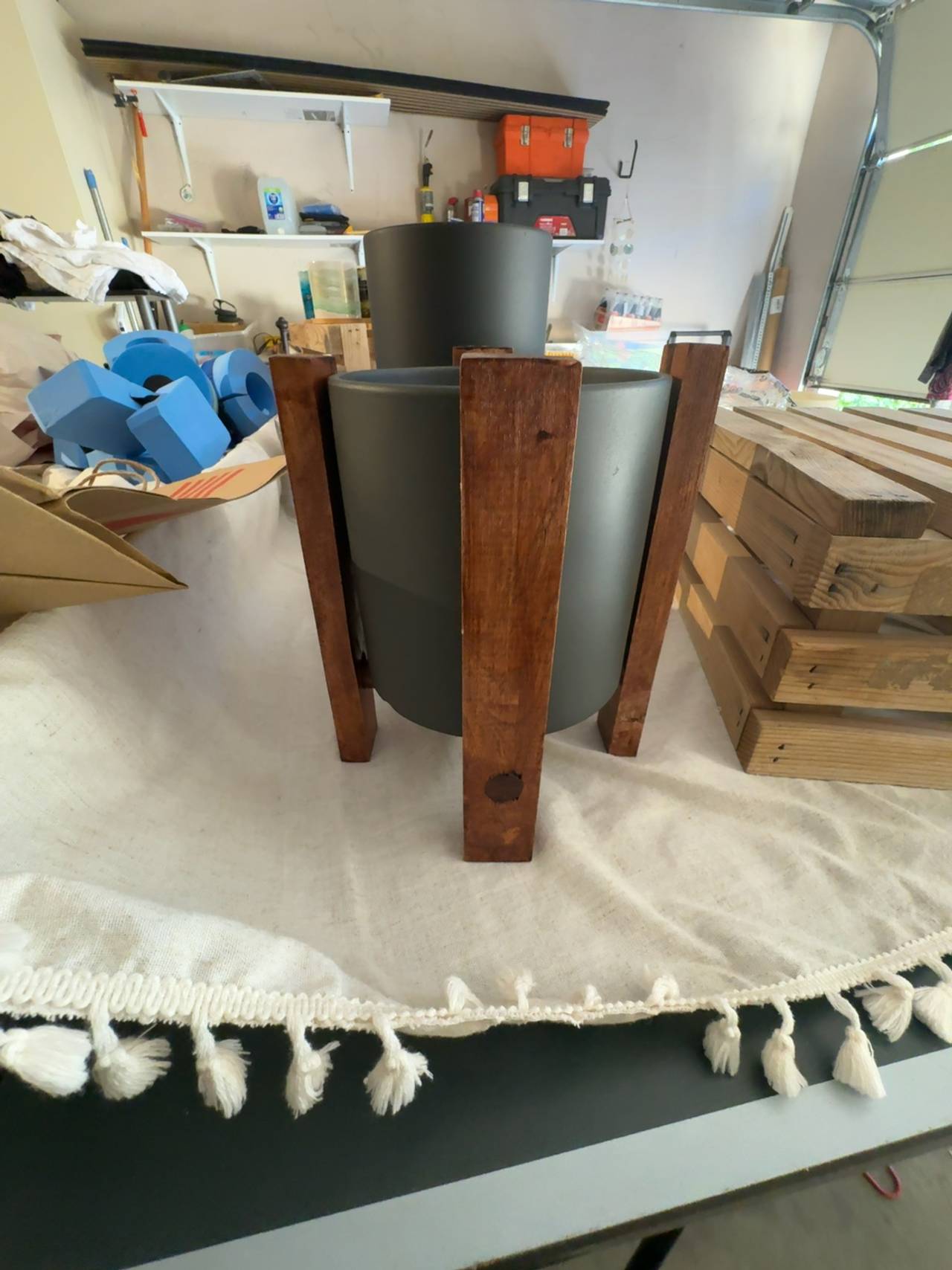 Bloem Hopson 12" Black Planter with Wood Stand