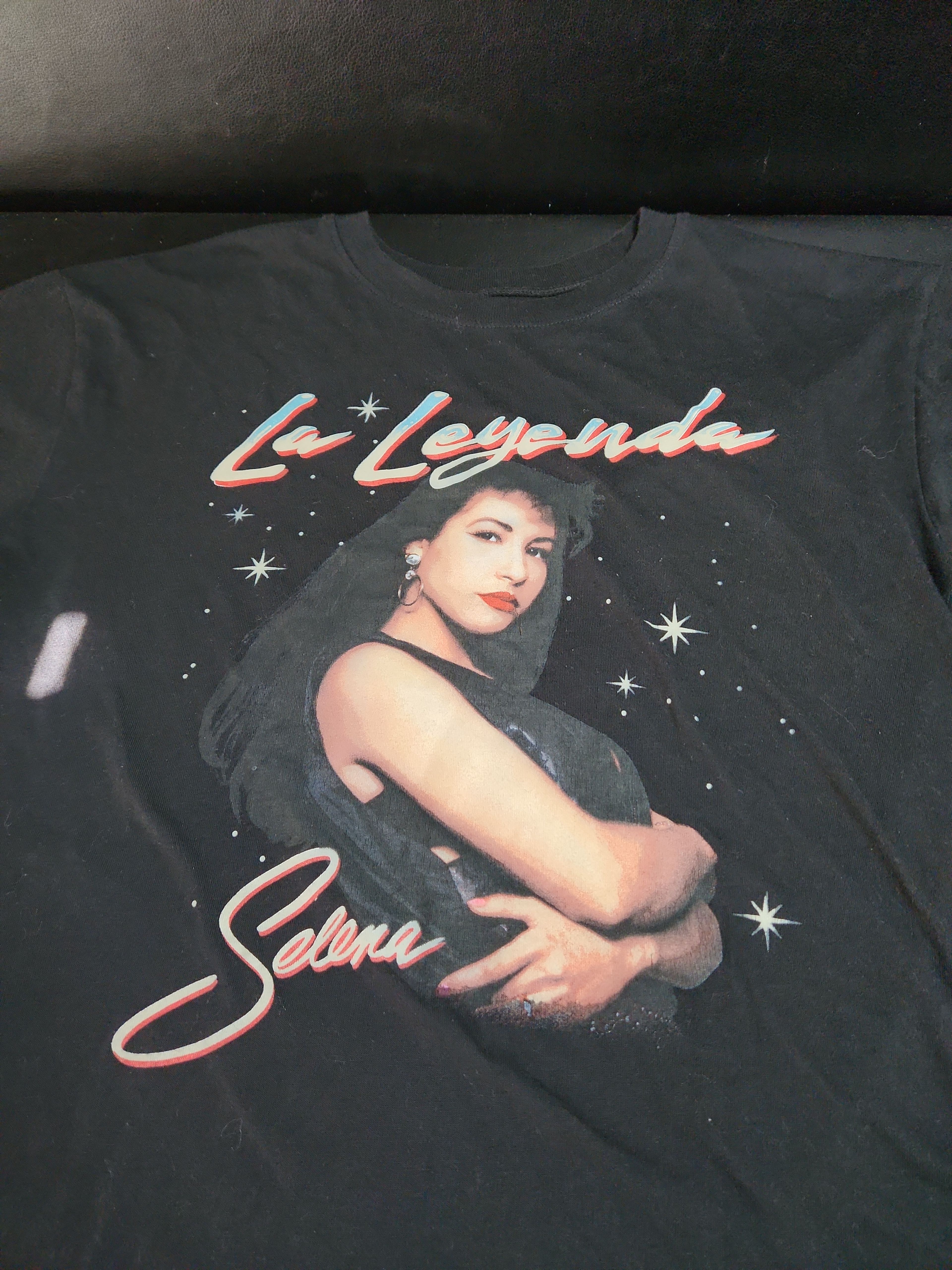 Selena La Leyenda Graphic T-Shirt - Image 3