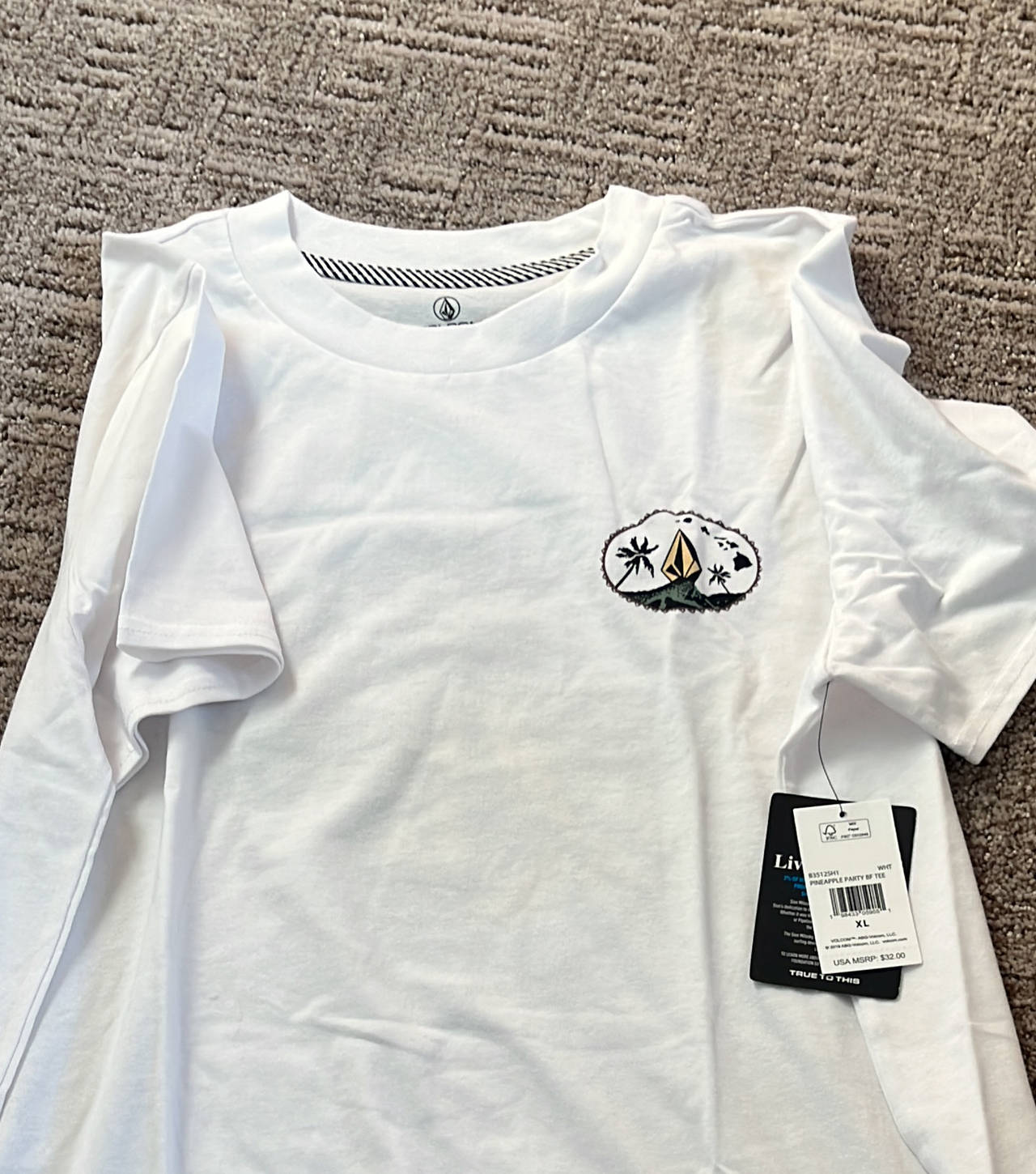 Volcom Pineapple Party Graphic Tee XL NWT