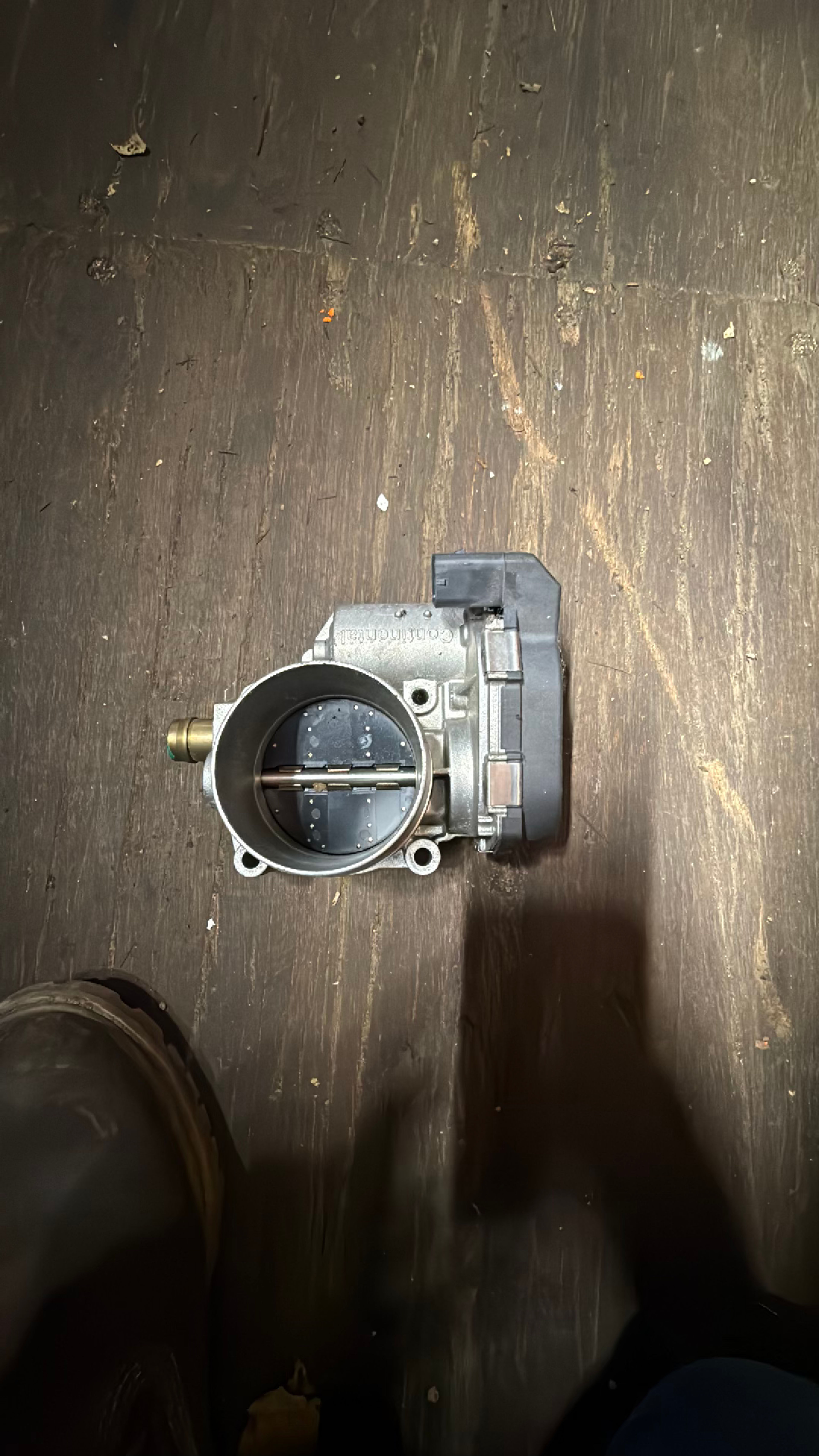 OEM BMW Throttle Body - Image 2