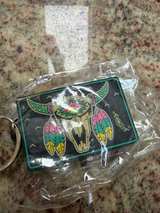 AriZona Iced Tea Steer Skull Rubber Keychain - Image 4