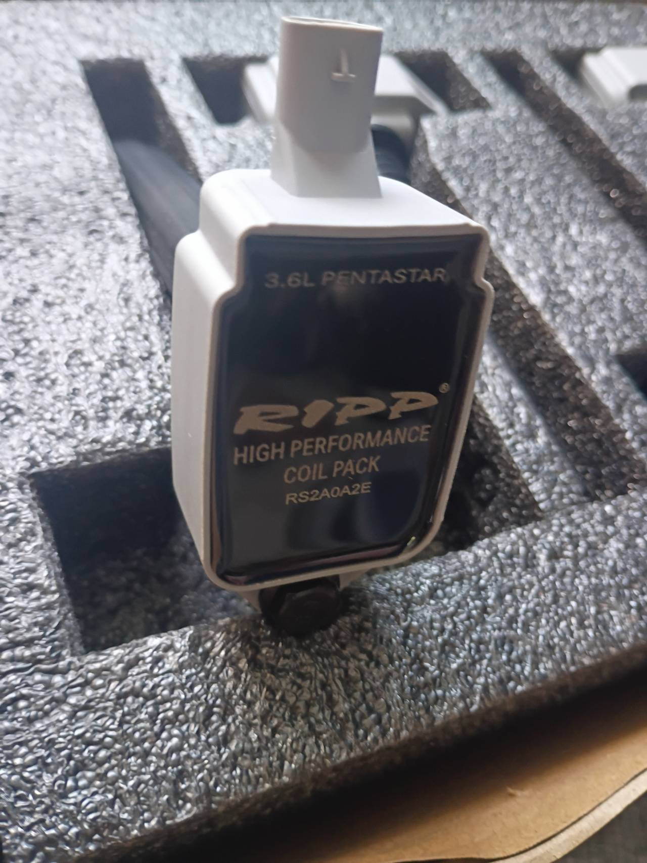 RIPP High-Performance Coilpacks Steel Grey for Pentastar 3.6L V6