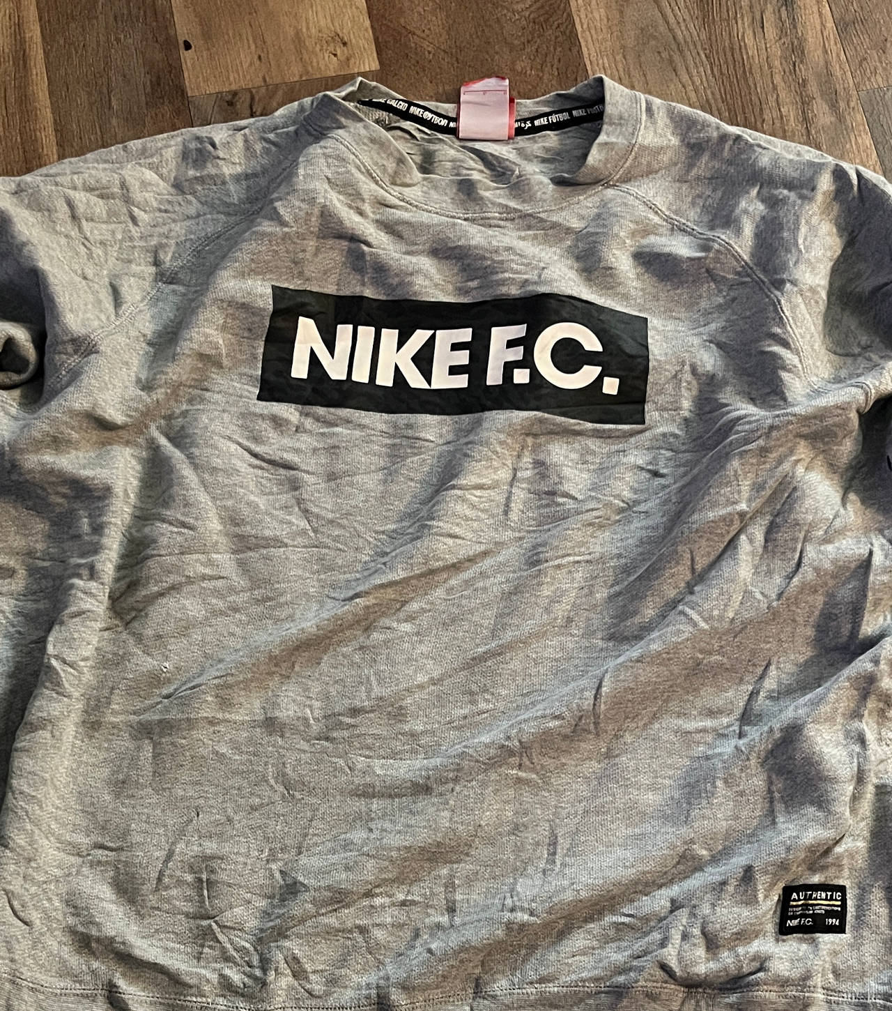 Nike F.C. Essentials Crew Sweatshirt