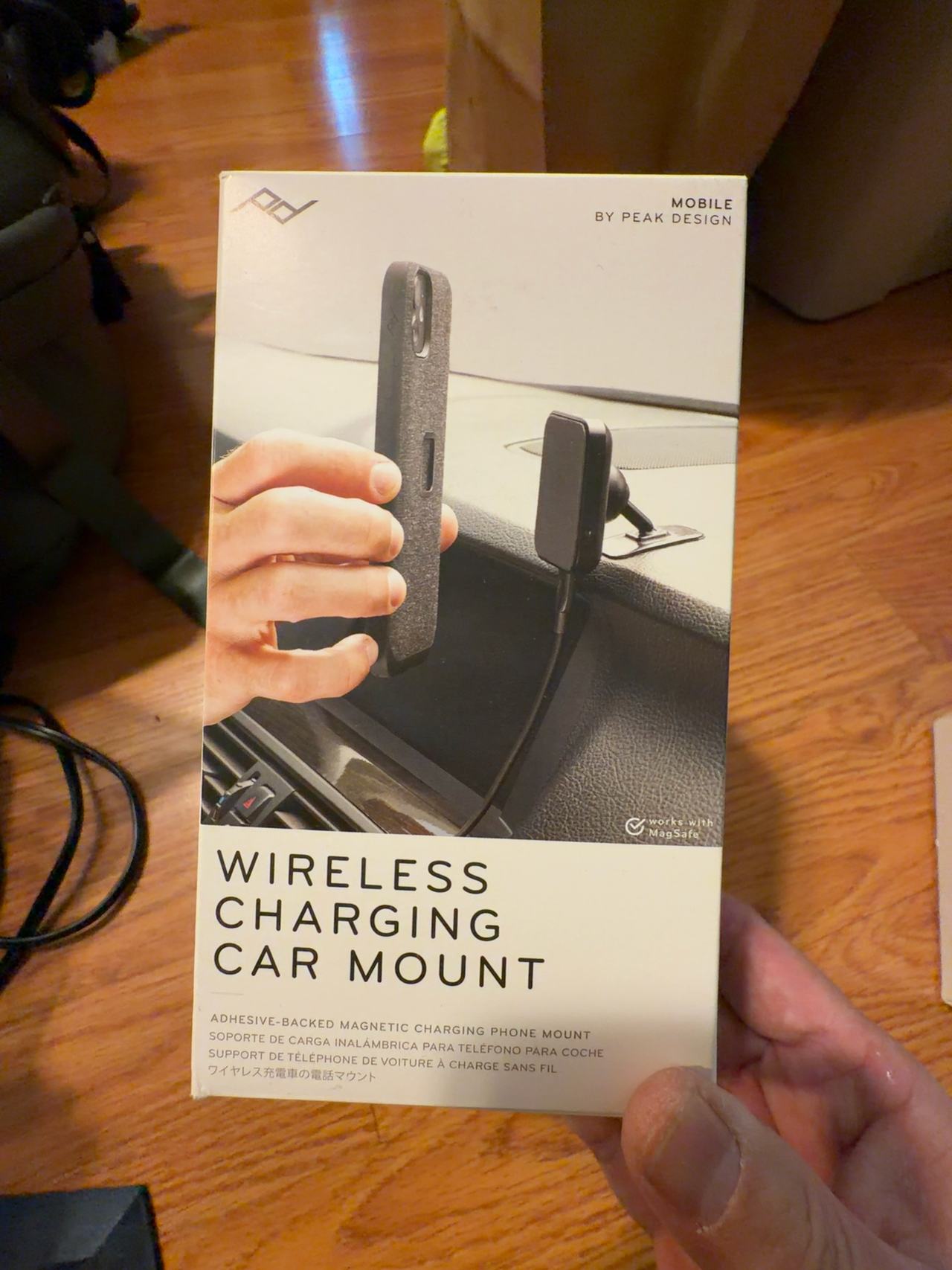 Peak Design Mobile Wireless Charging Car Mount - Black