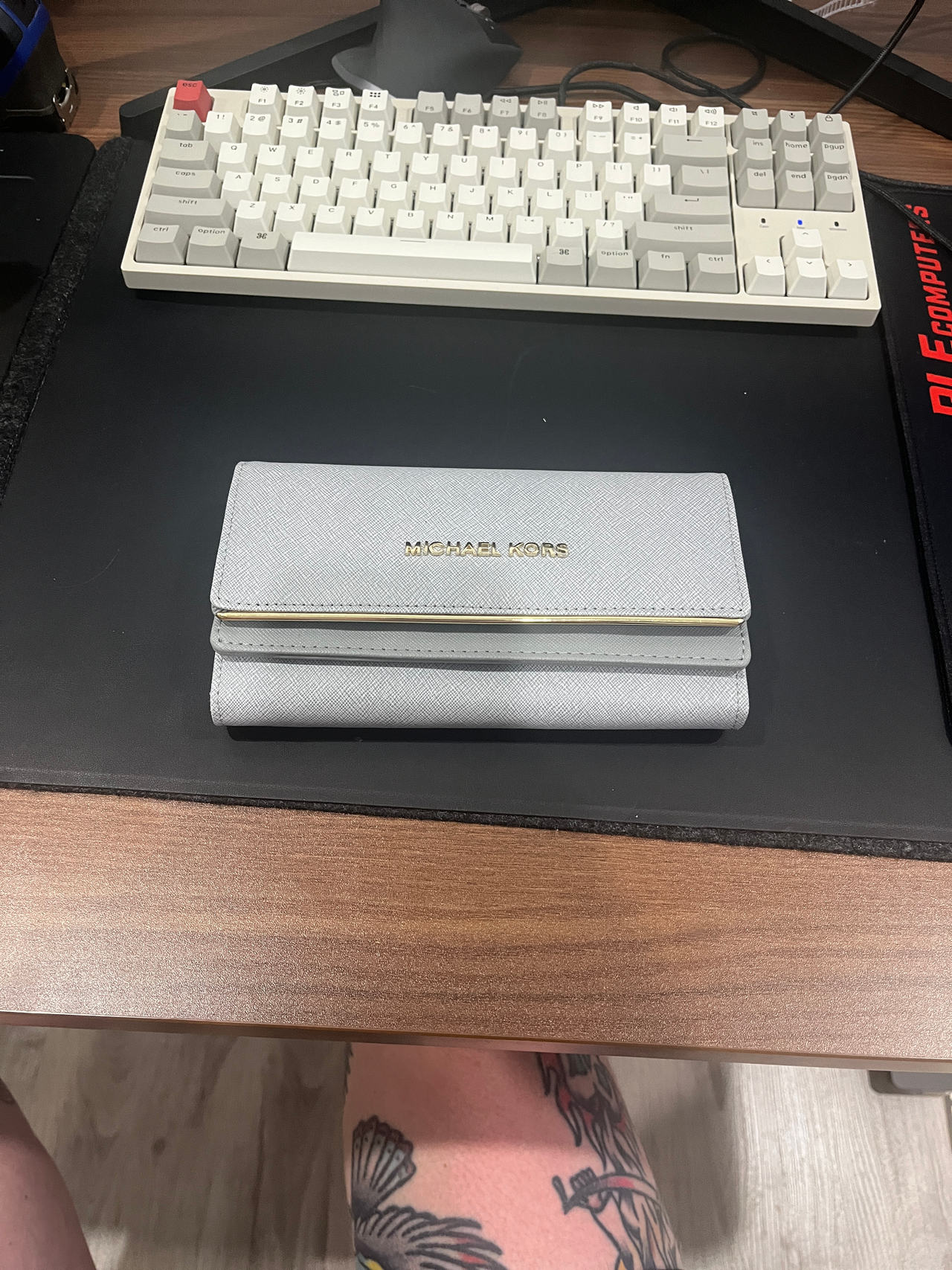 Michael Kors Jet Set Travel Continental Wallet