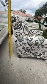 Paisley Patterned Accent Chair - Image 6