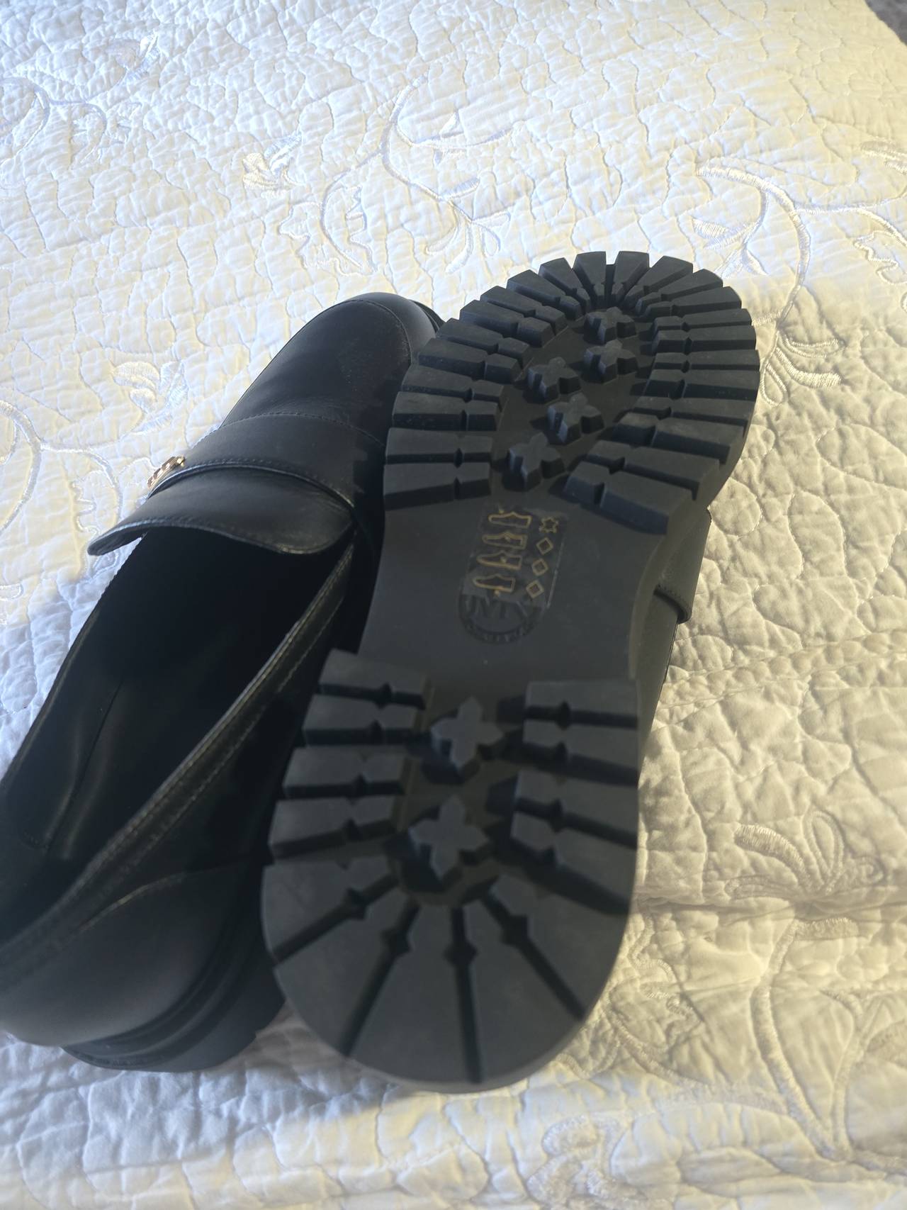 Michael Kors Black Leather Loafers – Women’s Size 10M